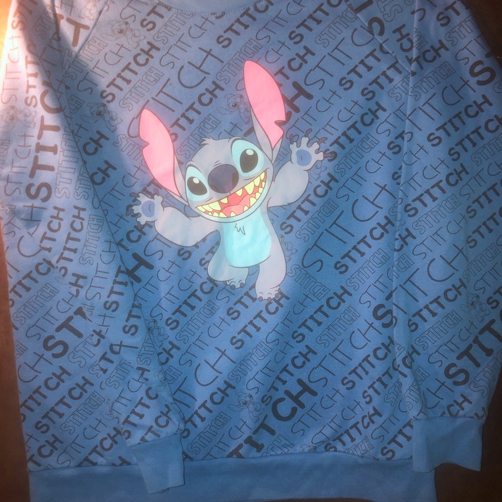 Lilo and stitch Disney sweater youth‎ size 7/9 Unisex